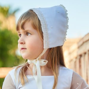 Sublime ivory bonnet