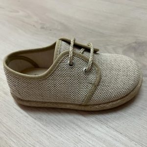 Blucher shoes